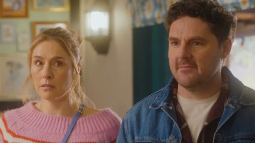 A Noiva do Ano estreia na Netflix misturando rivalidade, casamento, humor e crise emocional em comédia sul-africana.