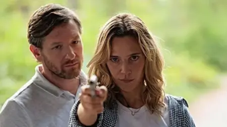 : Caixa Azul chegou à Prime Video com suspense psicológico sobre obsessão, segredos e um aplicativo de namoro que muda a vida de um milionário.