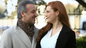 MEDCEZIR vidas alheias: HBO Max resgatou hoje 04/05 fenômeno turco comparado a The O.C. Medcezir: Vidas Alheias já estreou na HBO Max e resgata um dos romances turcos mais populares da última década.