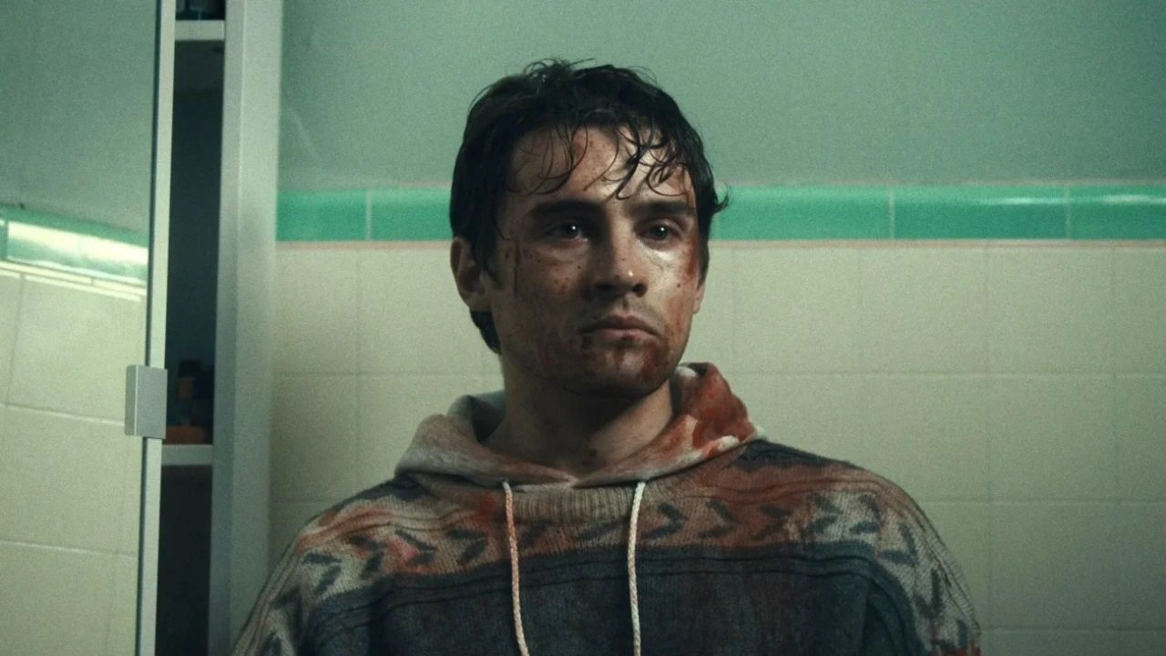 Obsessão estreia nos cinemas com 95% no Rotten Tomatoes e aposta em romance sombrio e terror psicológico Obsessão estreia nos cinemas com 95% no Rotten Tomatoes e aposta em romance sombrio e terror psicológico