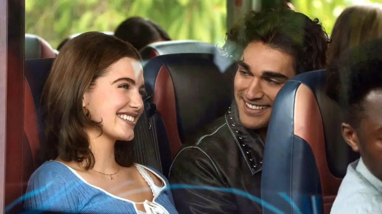 Off Campus estreia no Prime Video com romance universitário, hóquei e aprovação positiva inicial no Rotten Tomatoes Off Campus estreia no Prime Video com romance universitário, hóquei e aprovação positiva inicial no Rotten Tomatoes