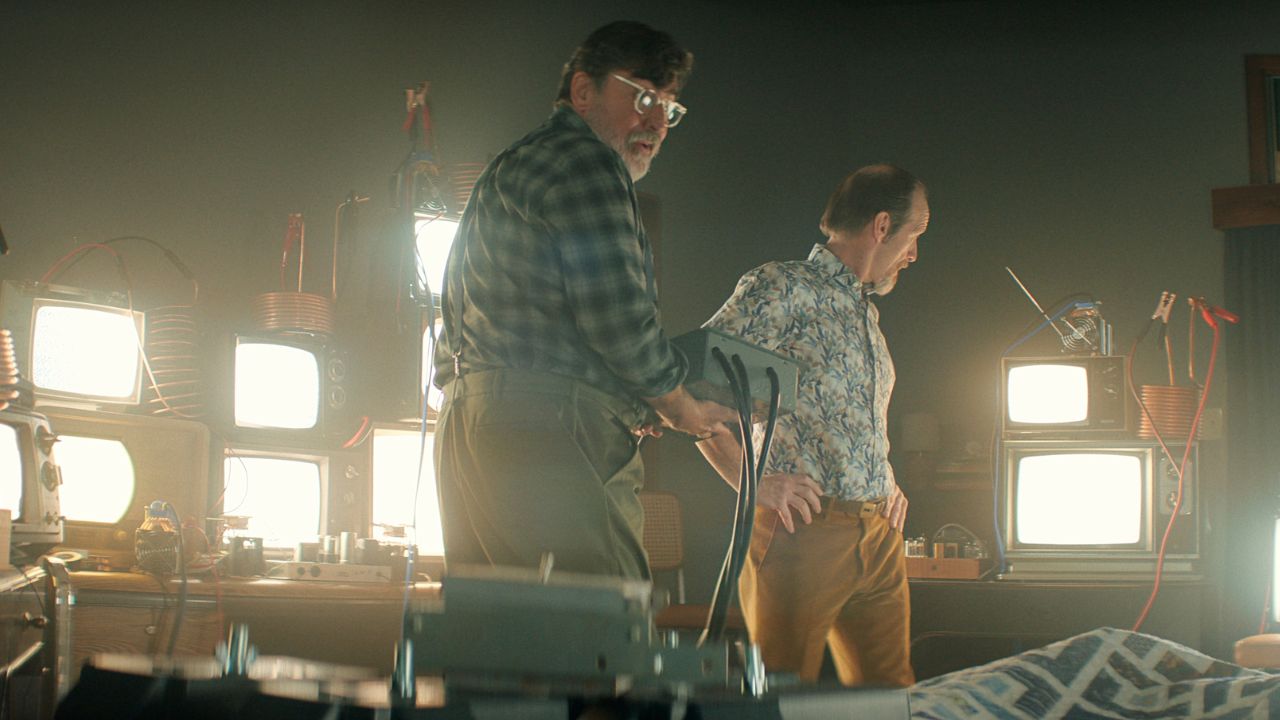 The Boroughs estreia na Netflix com mistério sobrenatural dos criadores de Stranger Things The Boroughs estreia na Netflix com mistério sobrenatural dos criadores de Stranger Things
