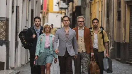 Berlim e a Dama com Arminho estreia na Netflix com novo golpe e temporada completa Cena de Berlim e a Dama com Arminha