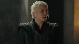 O segundo episódio da terceira temporada mostra Rhaenyra assumindo o Trono de Ferro, executando Otto Hightower e iniciando uma nova fase da guerra