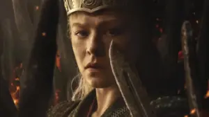 A Casa do Dragão: trailer da parte final da 3ª temporada mostra Rhaenyra no Trono de Ferro Rhaenyra Targaryen sentada no Trono de Ferro, imagem final do trailer da 3ª temporada