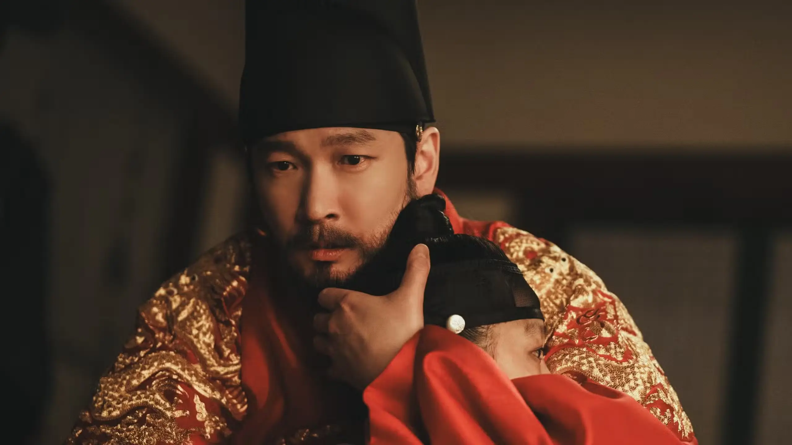 Cho Seung-woo como Rei com príncipe herdeiro The East Palace
