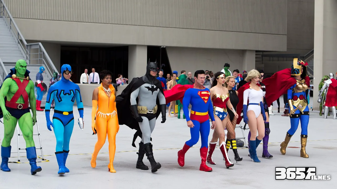 Cosplayers da Liga da Justiça na Dragon Con de 2013