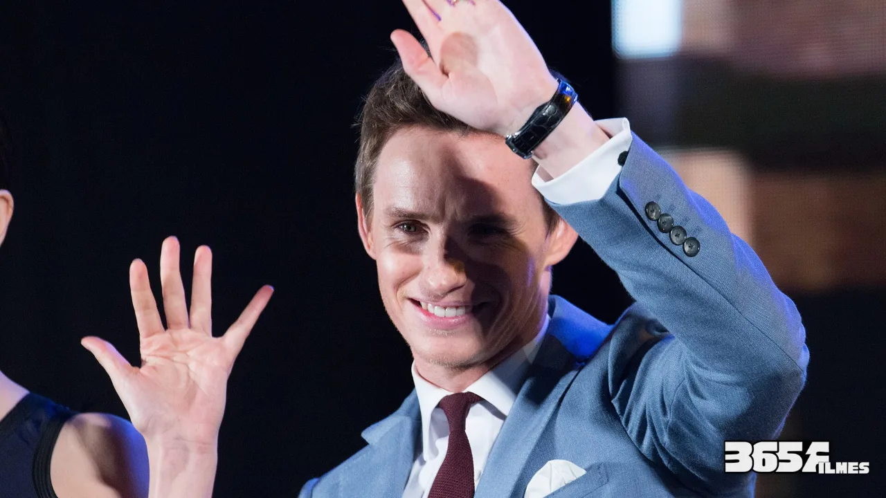 Eddie Redmayne, o Newt Scamander de Animais Fantásticos, na pré-estreia japonesa do filme em 2016