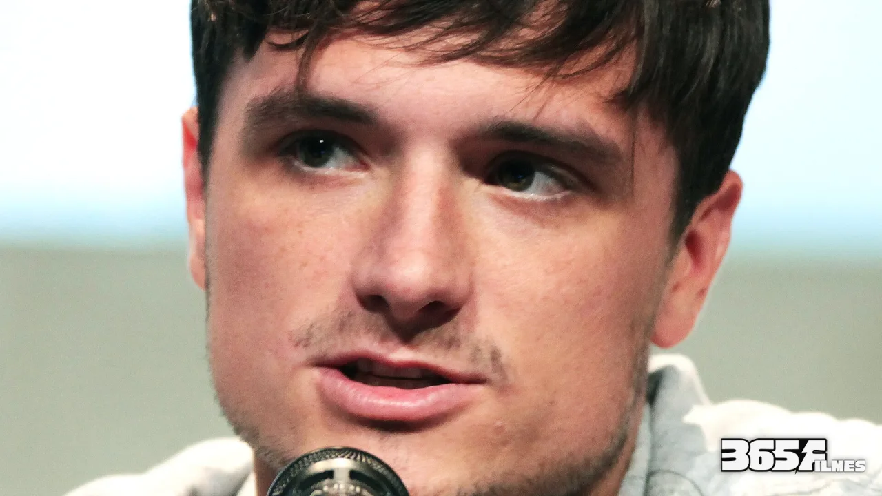 Josh Hutcherson, o Peeta Mellark de Jogos Vorazes, na Comic-Con de San Diego