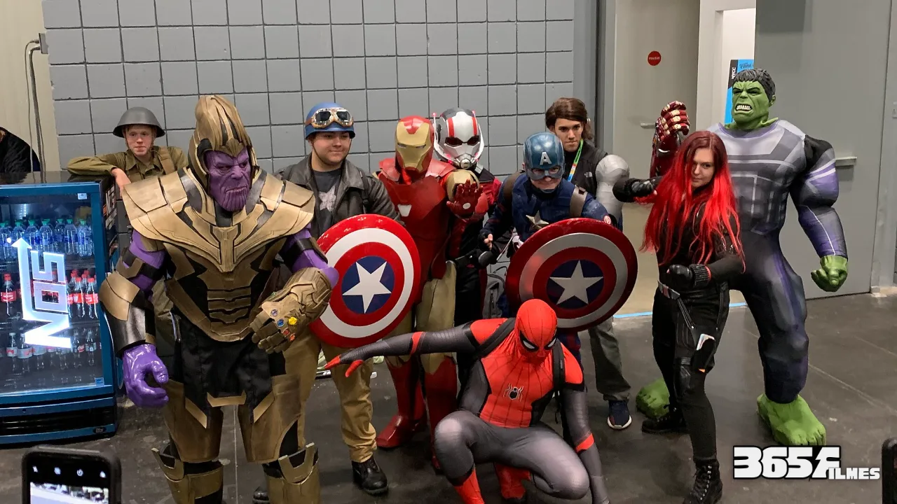 Cosplayers dos Vingadores e de Thanos na New York Comic Con de 2019