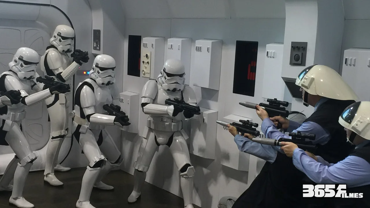 Cosplayers de stormtroopers da 501st Legion na Fan Expo Canada de 2016